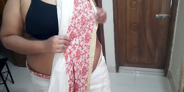 Pakistani Hot Aunty Ne Playboy Ko Ghar Bula Kar Chudai Kelia - Hindi & Urdu Homemade Sex